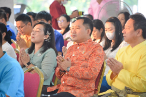 มรท. ร่วมโครงการ ผู้ว่าฯ พาแต่งไทย หิ้วปิ่นโตทำบุญ เกื้อกูลพระพุทธศาสนา รักษาสิ่งแวดล้อม จ.ลพบุรี ครั้งที่ 4