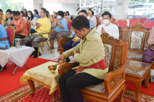 มรท. ร่วมโครงการ ผู้ว่าฯ พาแต่งไทย หิ้วปิ่นโตทำบุญ เกื้อกูลพระพุทธศาสนา รักษาสิ่งแวดล้อม จ.ลพบุรี ครั้งที่ 4
