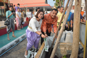 มรท. ร่วมโครงการ ผู้ว่าฯ พาแต่งไทย หิ้วปิ่นโตทำบุญ เกื้อกูลพระพุทธศาสนา รักษาสิ่งแวดล้อม จ.ลพบุรี ครั้งที่ 4