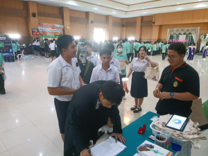 ปชส. พร้อมด้วย คณะเทคโนโลยีอุตสาหกรรม กองพัฒนานักศึกษา และนักศึกษา ลงพื้นที่ออกบูธแนะแนวการศึกษาและอาชีพโรงเรียนแก่งคอย จ.สระบุรี พบว่า ร้อยละ 80 ของนักเรียนชายที่เข้าร่วมการแนะแนวฯ มีความสนใจในหลักสูตรวิทยาศาสตรบัณฑิตและบริหารธุรกิจบัณฑิต และนักเรียนหญิงที่เข้าร่วมการแนะแนวฯ มีความสนใจในหลักสูตรอุตสาหกรรมศาสตรบัณฑิต