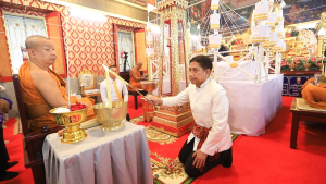 มรท. ร่วมพิธีพุทธามังคลาภิเษกเข็มกลัดที่ระลึก สมเด็จพระนารายณ์มหาราช ประจำปี พ.ศ. 2567