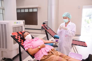 งานพยาบาล กองพัฒนานักศึกษา จัดกิจกรรมบริจาคโลหิต ถวายเป็นพระราชกุศลแด่ รัชกาลที่ 9