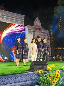 อธิการบดี มรท. นำคณะผู้บริหาร ร่วมเดินแบบผ้าไทยในกิจกรรมเดินแบบผ้าไทย โครงการรักษ์ภูษาศิลป์ถิ่นละโว้ ผ้าไทยใส่ให้สนุก