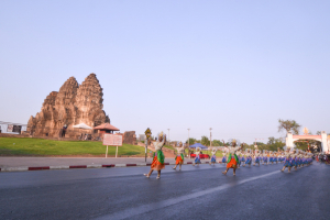 อธิการบดี มรท. นำผู้บริหาร คณาจารย์ และบุคลากร ร่วมพิธีเปิดงานแผ่นดินสมเด็จพระนารายณ์มหาราช ครั้งที่ 36 ประจำปี พ.ศ. 2567