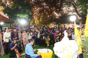 อธิการบดี มรท. นำผู้บริหาร คณาจารย์ และบุคลากร ร่วมพิธีเปิดงานแผ่นดินสมเด็จพระนารายณ์มหาราช ครั้งที่ 36 ประจำปี พ.ศ. 2567