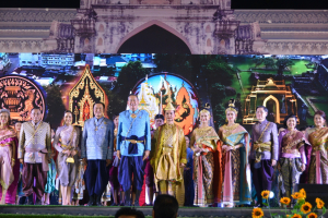 อธิการบดี มรท. นำผู้บริหาร คณาจารย์ และบุคลากร ร่วมพิธีเปิดงานแผ่นดินสมเด็จพระนารายณ์มหาราช ครั้งที่ 36 ประจำปี พ.ศ. 2567