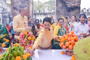 มรท. ร่วมพิธีวันคล้ายวันพระบรมราชสมภพสมเด็จพระนารายณ์มหาราช ประจำปี พ.ศ. 2567