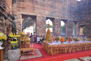มรท. ร่วมพิธีวันคล้ายวันพระบรมราชสมภพสมเด็จพระนารายณ์มหาราช ประจำปี พ.ศ. 2567