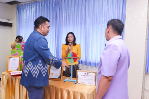มรท. จัดพิธีมอบประกาศนียบัตร และปิดการอบรมหลักสูตรการเพิ่มศักยภาพครูในการจัดการเรียนรู้ฐานสมรรถนะวิทยาศาสตร์