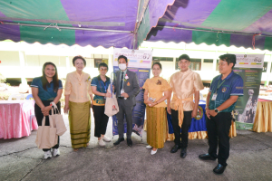 ปชส. พร้อมด้วย กองบริการการศึกษา และกองพัฒนานักศึกษา ลงพื้นที่ออกบูธแนะแนวการศึกษาและอาชีพโรงเรียนโคกกะเทียมวิทยาลัย พบว่า ร้อยละ 80 ของนักเรียนชายที่ร่วมการแนะแนวฯ มีความสนใจในหลักสูตรครุศาสตรบัณฑิต