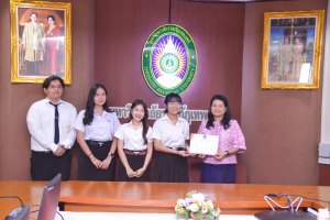 ศูนย์ภาษาจัดพิธีมอบเกียรติบัตรและเงินรางวัลแก่นักศึกษาที่ได้รับรางวัลจากการแข่งขันสาธิตการสอน โครงการอบรมพัฒนาทักษะภาษาอังกฤษสำหรับนักศึกษาครุศาสตรบัณฑิต ชั้นปีที่ 3 มรท.
