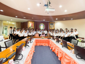 ศูนย์ภาษาจัดพิธีมอบเกียรติบัตรและเงินรางวัลแก่นักศึกษาที่ได้รับรางวัลจากการแข่งขันสาธิตการสอน โครงการอบรมพัฒนาทักษะภาษาอังกฤษสำหรับนักศึกษาครุศาสตรบัณฑิต ชั้นปีที่ 3 มรท.