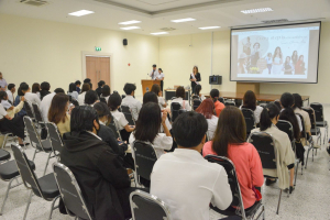 สาขาวิชาภาษาอังกฤษ ศศ.บ. จัดอบรมพัฒนาบุคลิกภาพแก่นักศึกษา