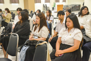 สาขาวิชาภาษาอังกฤษ ศศ.บ. จัดอบรมพัฒนาบุคลิกภาพแก่นักศึกษา
