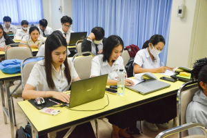 คณะเทคโนโลยีสารสนเทศจัดโครงการเตรียมความพร้อมให้นักศึกษาก่อนสำเร็จการศึกษา