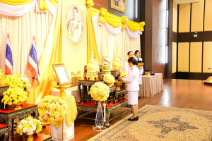 มรท. ร่วมเป็นเกียรติในพิธีรับพระบรมราชโองการโปรดเกล้าฯ แต่งตั้งนายกสภา มรภ.ราชนครินทร์ พิธีรับพระราชทานเครื่องราชอิสริยาภรณ์สำหรับกรรมการสภามหาวิทยาลัยผู้ทรงคุณวุฒิ และคณาจารย์ มรภ.ราชนครินทร์