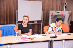 การประชุมจัดงานเดิน-วิ่ง เฉลิมพระเกียรติ พระบาทสมเด็จพระเจ้าอยู่หัว ในวโรกาสเฉลิมพระชนมพรรษา 6 รอบ 72 พรรษา