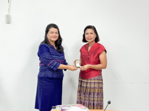 มรท. ต้อนรับผู้มีจิตอันเป็นกุศลในโอกาสมอบทุนการศึกษาแก่นักศึกษา