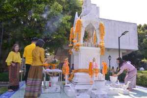 สนอ. จัดงานทำบุญ คุ้มครอง ป้องภัย เสริมบารมี สำนักงานอธิการบดี