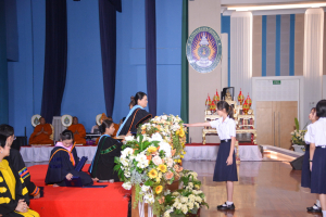 รร.สาธิต มรท. จัดพิธีมอบประกาศนียบัตรการสำเร็จการศึกษาแก่นักเรียนสาธิต ม.3 และ ม.6 ประจำปีการศึกษา 2566