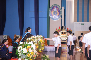 รร.สาธิต มรท. จัดพิธีมอบประกาศนียบัตรการสำเร็จการศึกษาแก่นักเรียนสาธิต ม.3 และ ม.6 ประจำปีการศึกษา 2566