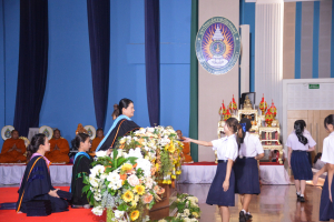 รร.สาธิต มรท. จัดพิธีมอบประกาศนียบัตรการสำเร็จการศึกษาแก่นักเรียนสาธิต ม.3 และ ม.6 ประจำปีการศึกษา 2566