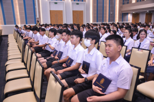รร.สาธิต มรท. จัดพิธีมอบประกาศนียบัตรการสำเร็จการศึกษาแก่นักเรียนสาธิต ม.3 และ ม.6 ประจำปีการศึกษา 2566