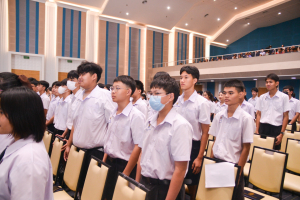รร.สาธิต มรท. จัดพิธีมอบประกาศนียบัตรการสำเร็จการศึกษาแก่นักเรียนสาธิต ม.3 และ ม.6 ประจำปีการศึกษา 2566