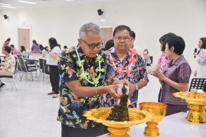 คณะมนุษยศาสตร์ฯ จัดงานสืบสานประเพณีสงกรานต์