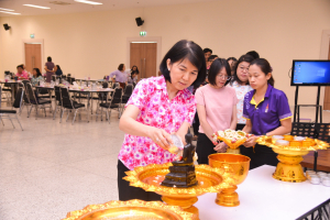 คณะมนุษยศาสตร์ฯ จัดงานสืบสานประเพณีสงกรานต์