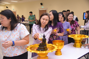 คณะมนุษยศาสตร์ฯ จัดงานสืบสานประเพณีสงกรานต์
