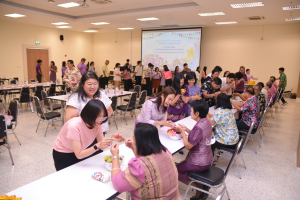 คณะมนุษยศาสตร์ฯ จัดงานสืบสานประเพณีสงกรานต์