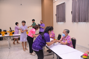 คณะมนุษยศาสตร์ฯ จัดงานสืบสานประเพณีสงกรานต์