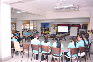 สำนักวิทยบริการฯ จัดอบรมโครงการส่งเสริมมาตรฐานการดำเนินงานสำนักวิทยบริการฯ ด้วยงานบริการห้องสมุดที่เป็นมิตร