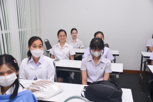 ศูนย์ภาษา จัดสัมภาษณ์นักศึกษาเพื่อเข้าร่วมโครงการ TRU-Teacher และโครงการ TRU-TVET