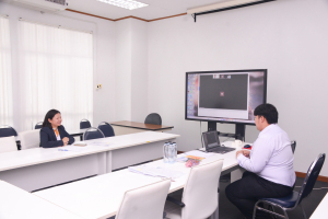 ศูนย์ภาษา จัดสัมภาษณ์นักศึกษาเพื่อเข้าร่วมโครงการ TRU-Teacher และโครงการ TRU-TVET