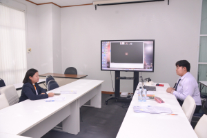 ศูนย์ภาษา จัดสัมภาษณ์นักศึกษาเพื่อเข้าร่วมโครงการ TRU-Teacher และโครงการ TRU-TVET
