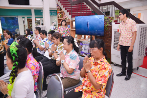 สำนักวิทยบริการฯ จัดพิธีทำบุญสืบสานประเพณีสงกรานต์ปีใหม่ไทย