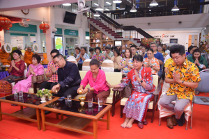 สำนักวิทยบริการฯ จัดพิธีทำบุญสืบสานประเพณีสงกรานต์ปีใหม่ไทย