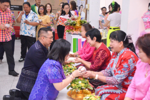 สำนักวิทยบริการฯ จัดพิธีทำบุญสืบสานประเพณีสงกรานต์ปีใหม่ไทย