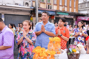 มรท. ร่วมพิธีทำบุญตักบาตรประเพณีวันสงกรานต์ ประจำปี พ.ศ. 2567