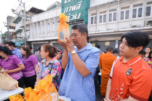 มรท. ร่วมพิธีทำบุญตักบาตรประเพณีวันสงกรานต์ ประจำปี พ.ศ. 2567