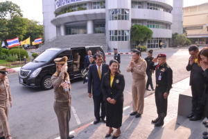 องคมนตรีตรวจเยี่ยมการดำเนินงานของมหาวิทยาลัยราชภัฏเทพสตรี