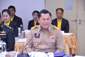 องคมนตรีตรวจเยี่ยมการดำเนินงานของมหาวิทยาลัยราชภัฏเทพสตรี