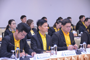 องคมนตรีตรวจเยี่ยมการดำเนินงานของมหาวิทยาลัยราชภัฏเทพสตรี