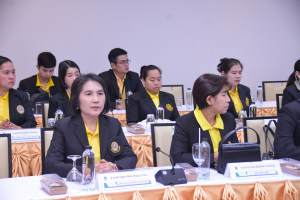 องคมนตรีตรวจเยี่ยมการดำเนินงานของมหาวิทยาลัยราชภัฏเทพสตรี