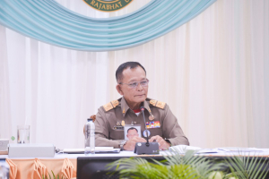 องคมนตรีตรวจเยี่ยมการดำเนินงานของมหาวิทยาลัยราชภัฏเทพสตรี