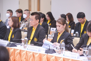 องคมนตรีตรวจเยี่ยมการดำเนินงานของมหาวิทยาลัยราชภัฏเทพสตรี