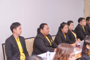 องคมนตรีตรวจเยี่ยมการดำเนินงานของมหาวิทยาลัยราชภัฏเทพสตรี