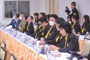 องคมนตรีตรวจเยี่ยมการดำเนินงานของมหาวิทยาลัยราชภัฏเทพสตรี